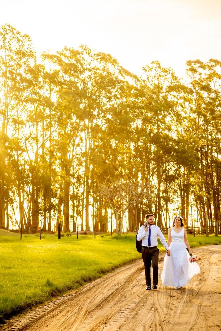 Foto Ensaio de Casal ao por do Sol Foto Ensaio de Casal ao por do Sol - Imagem 177