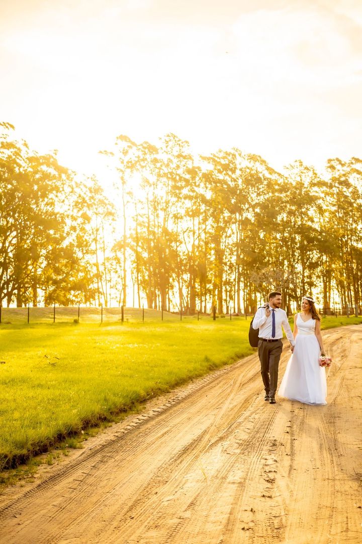 Foto Ensaio de Casal ao por do Sol Foto Ensaio de Casal ao por do Sol - Imagem 182