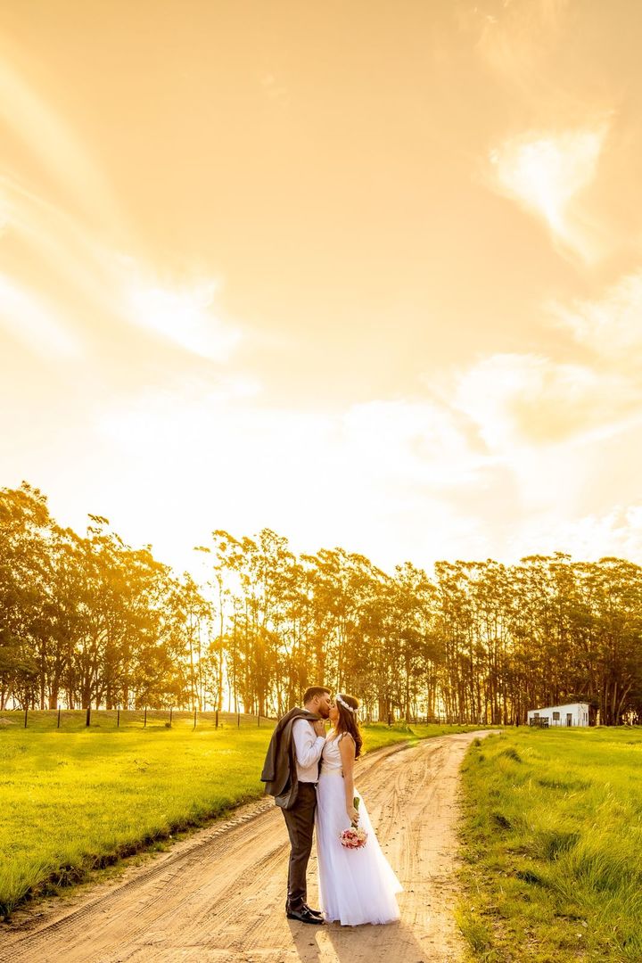 Foto Ensaio de Casal ao por do Sol Foto Ensaio de Casal ao por do Sol - Imagem 184
