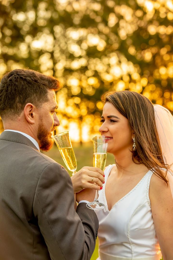 Foto Ensaio de Casal ao por do Sol Foto Ensaio de Casal ao por do Sol - Imagem 216