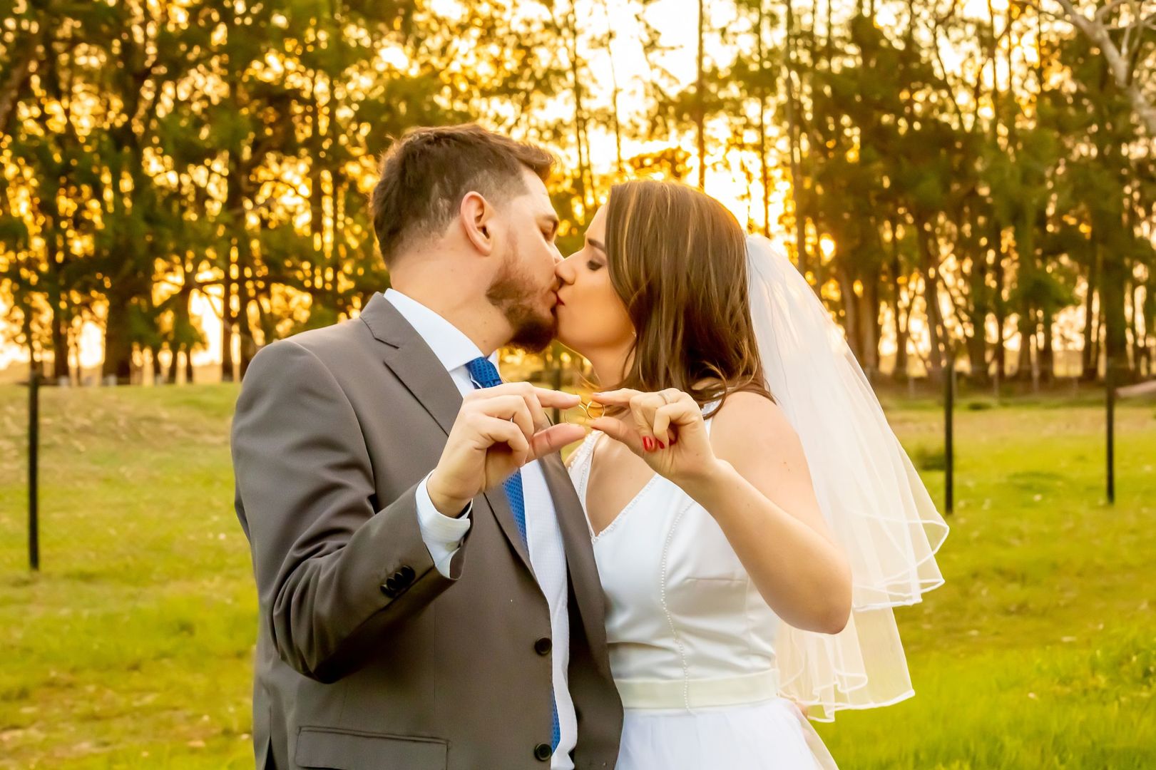 Foto Ensaio de Casal ao por do Sol Foto Ensaio de Casal ao por do Sol - Imagem 219