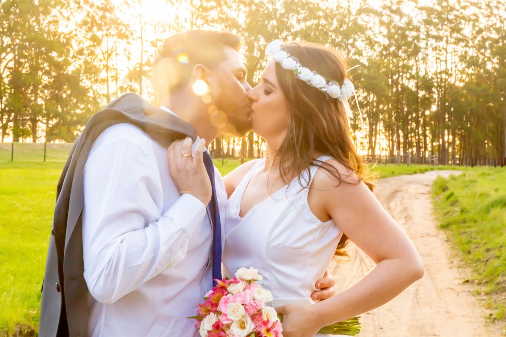 Foto Ensaio de Casal ao por do Sol Foto Ensaio de Casal ao por do Sol - Imagem 258