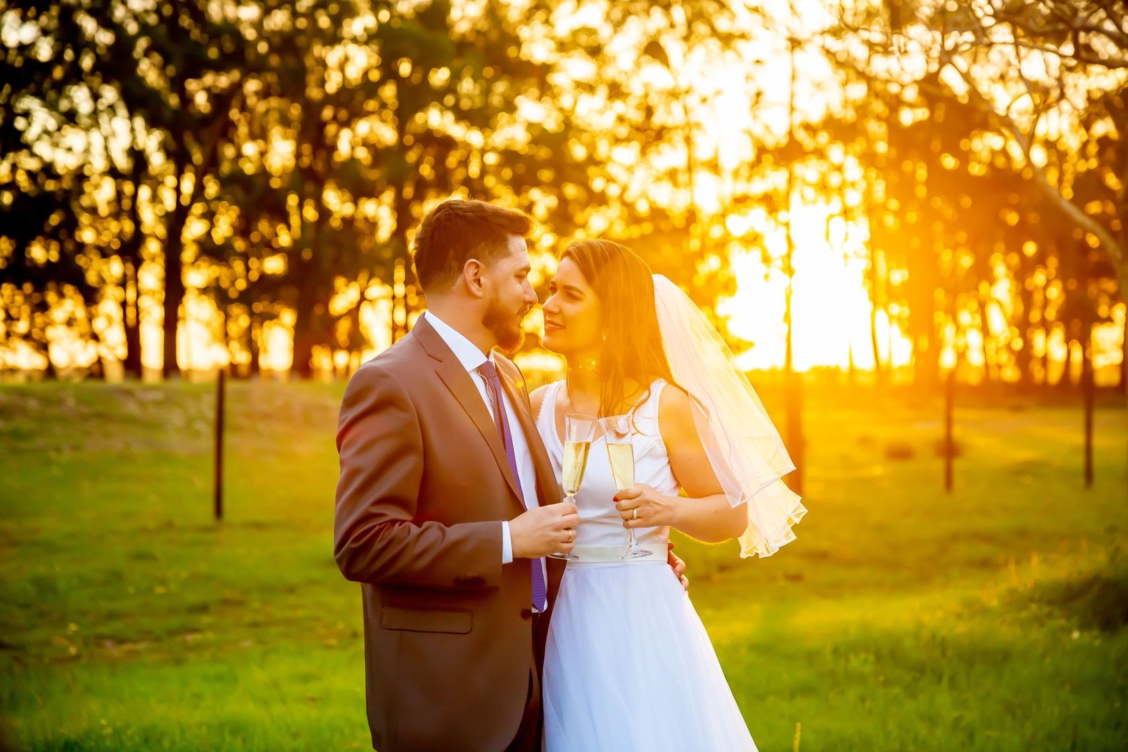 Foto Ensaio de Casal ao por do Sol Foto Ensaio de Casal ao por do Sol - Imagem 282