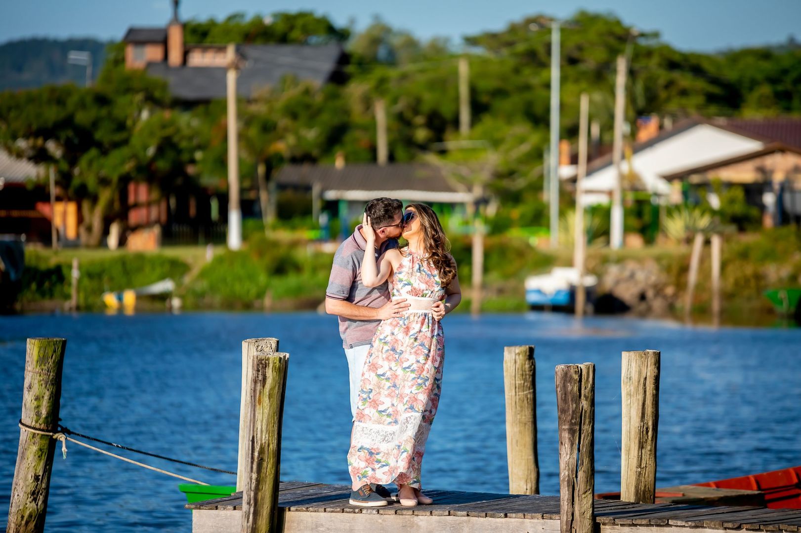 Foto Ensaio de Casal ao por do Sol Foto Ensaio de Casal ao por do Sol - Imagem 0