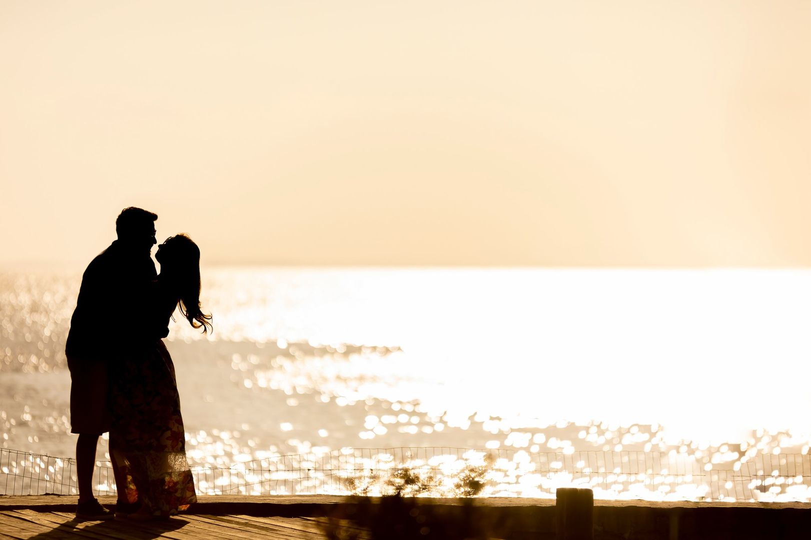 Foto Ensaio de Casal ao por do Sol Foto Ensaio de Casal ao por do Sol - Imagem 8