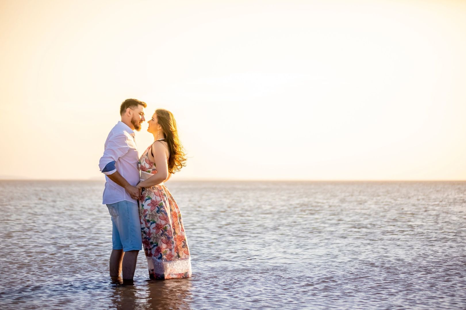 Foto Ensaio de Casal ao por do Sol Foto Ensaio de Casal ao por do Sol - Imagem 23