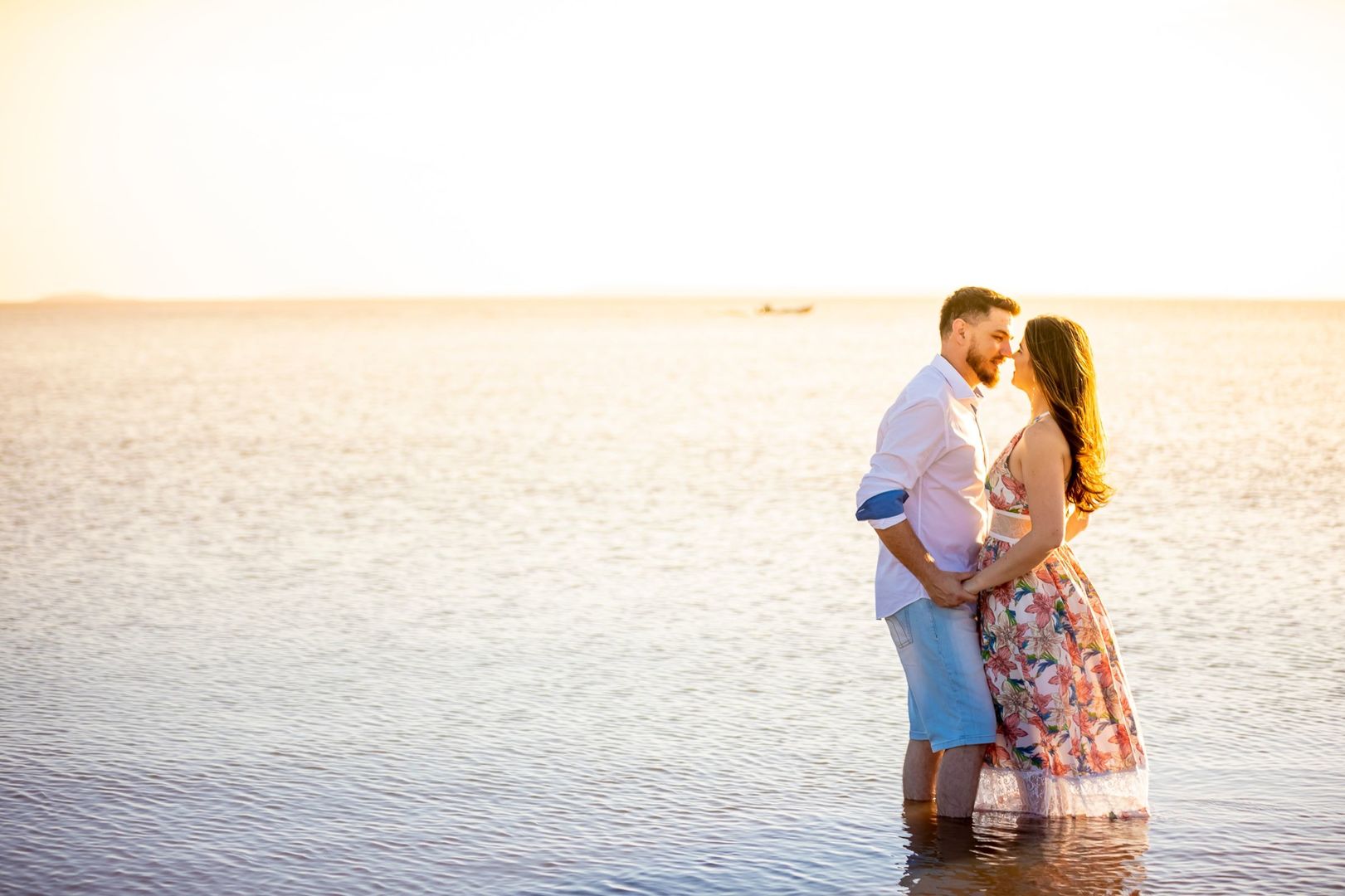 Foto Ensaio de Casal ao por do Sol Foto Ensaio de Casal ao por do Sol - Imagem 25