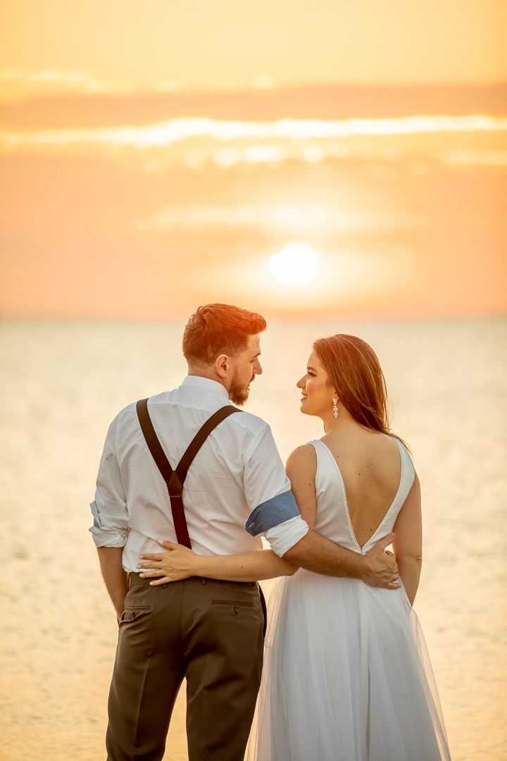 Foto Ensaio de Casal ao por do Sol Foto Ensaio de Casal ao por do Sol - Imagem 75