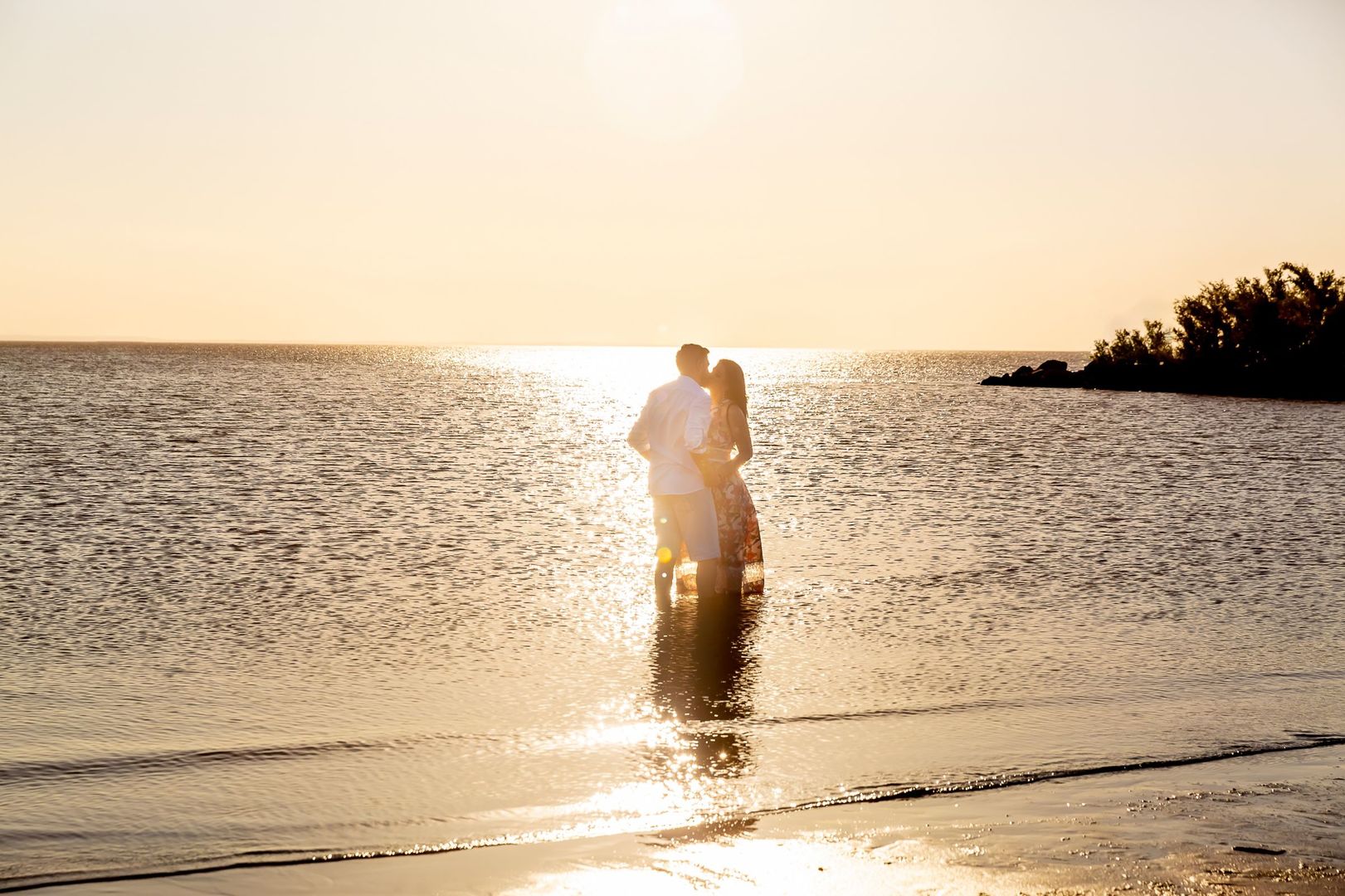 Foto Ensaio de Casal ao por do Sol Foto Ensaio de Casal ao por do Sol - Imagem 102