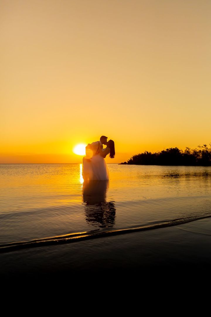 Foto Ensaio de Casal ao por do Sol Foto Ensaio de Casal ao por do Sol - Imagem 113